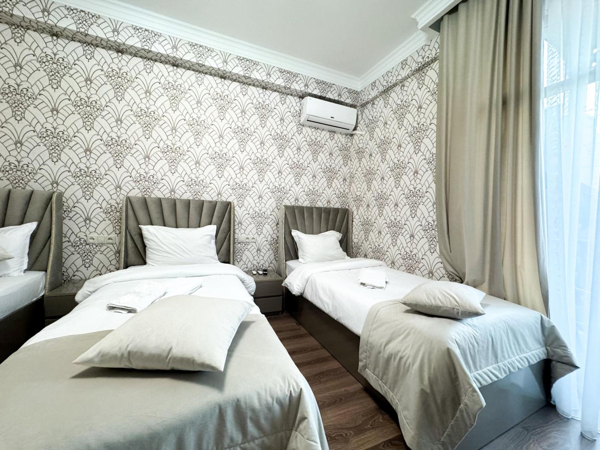 Armenia Hotel يريفان المظهر الخارجي الصورة