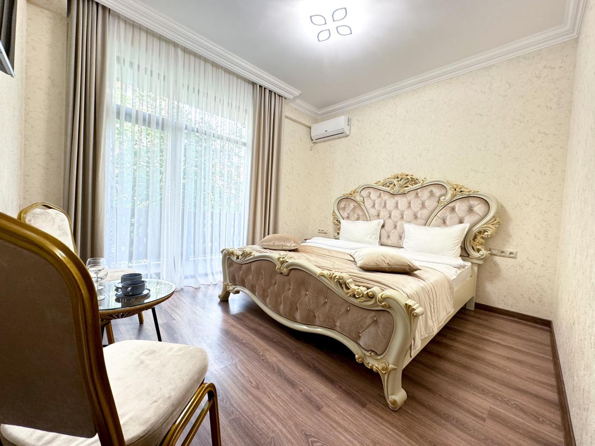 Armenia Hotel يريفان المظهر الخارجي الصورة
