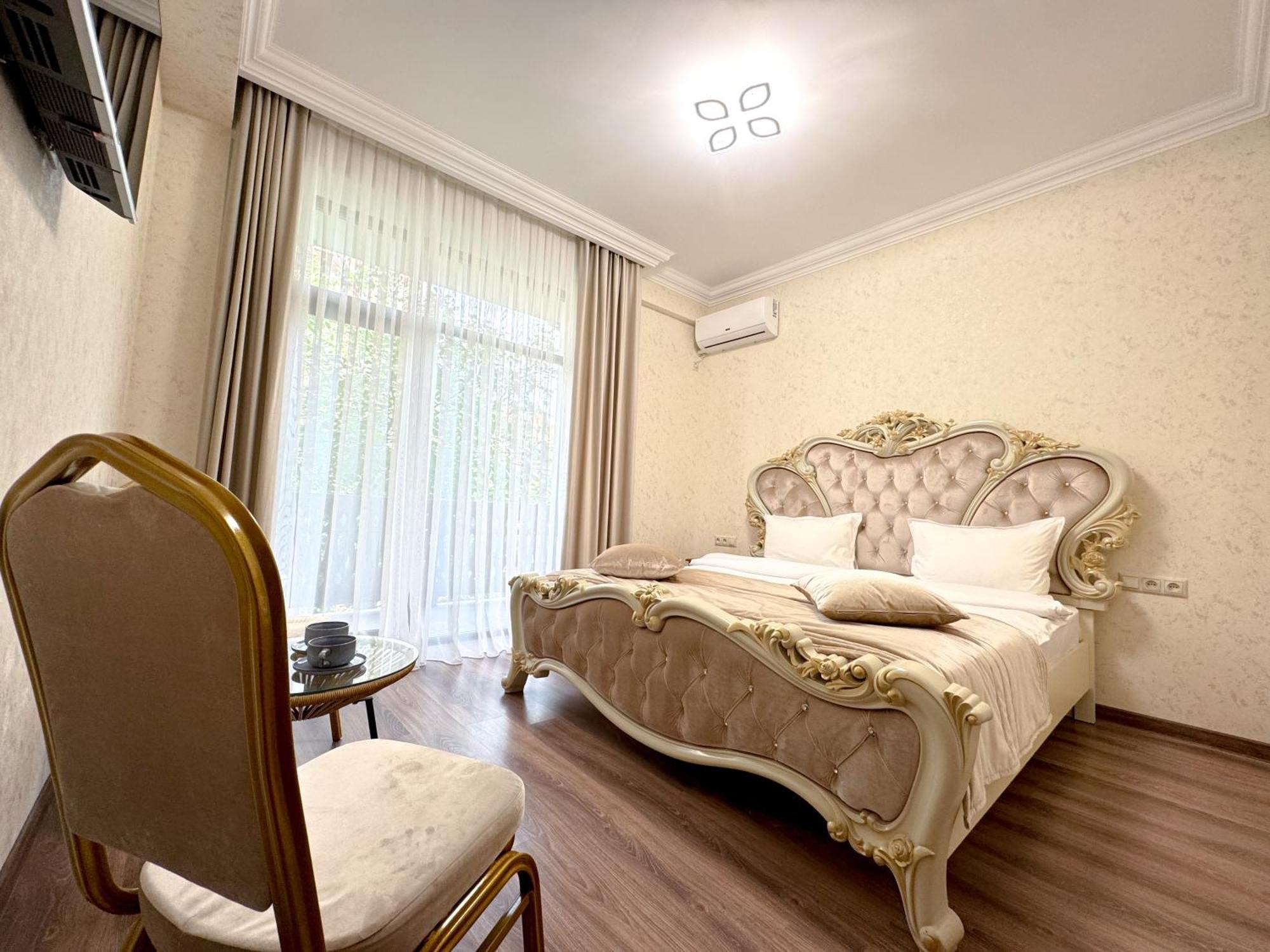 Armenia Hotel يريفان المظهر الخارجي الصورة