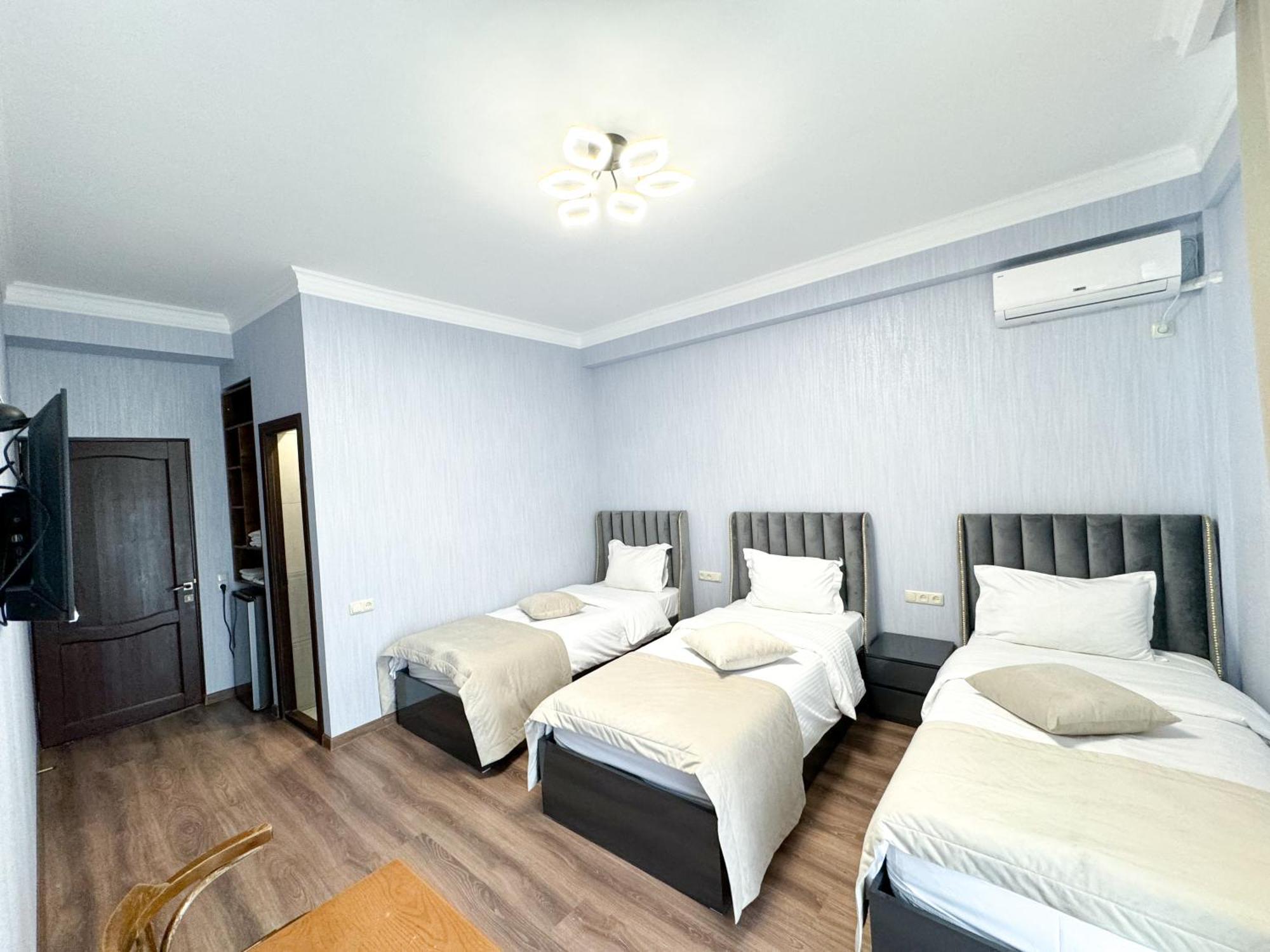 Armenia Hotel يريفان المظهر الخارجي الصورة